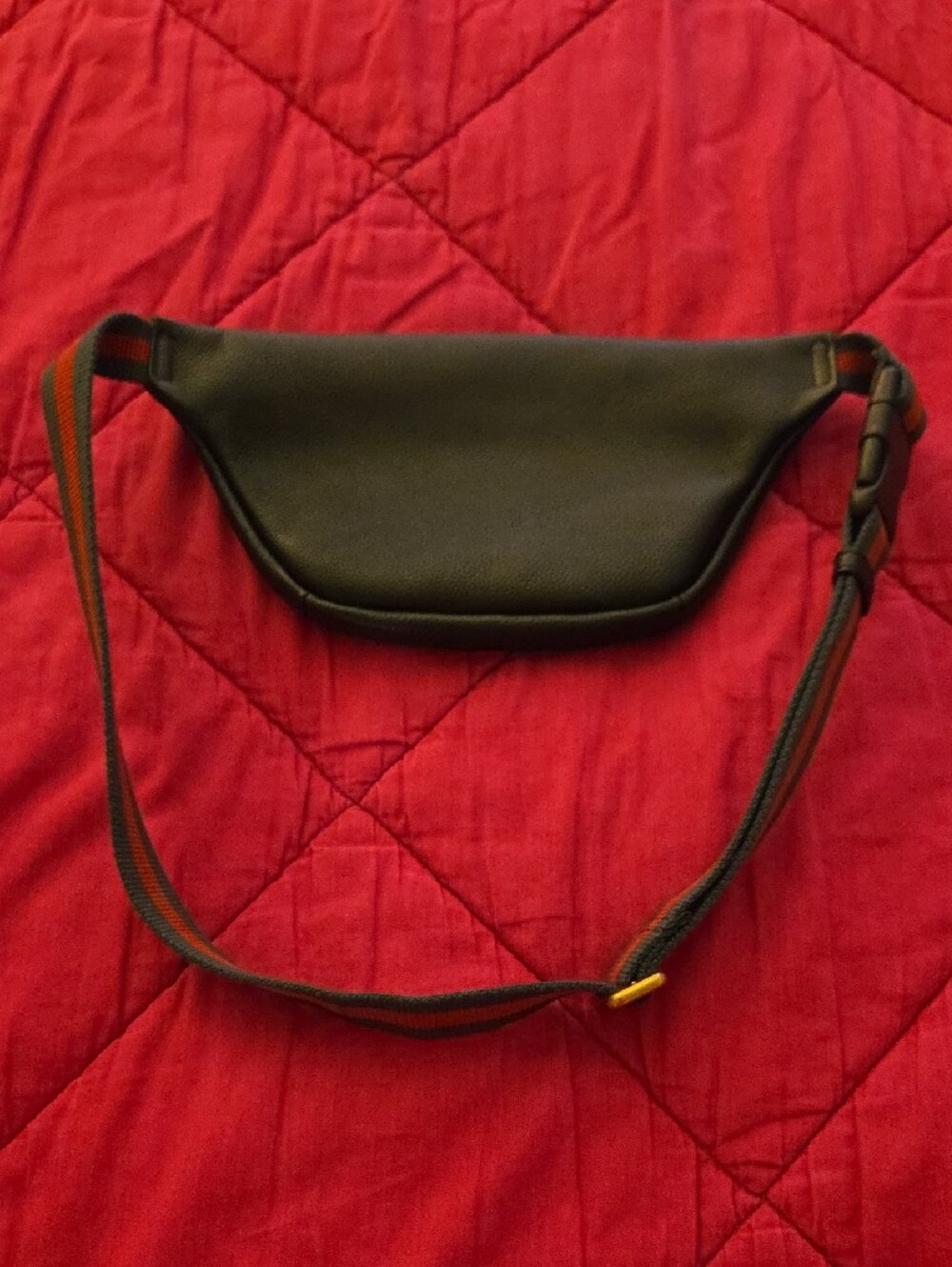 Gucci Black Leather Logo Belt Bag with Green-Red Web Stripe - Picture 2 of 5